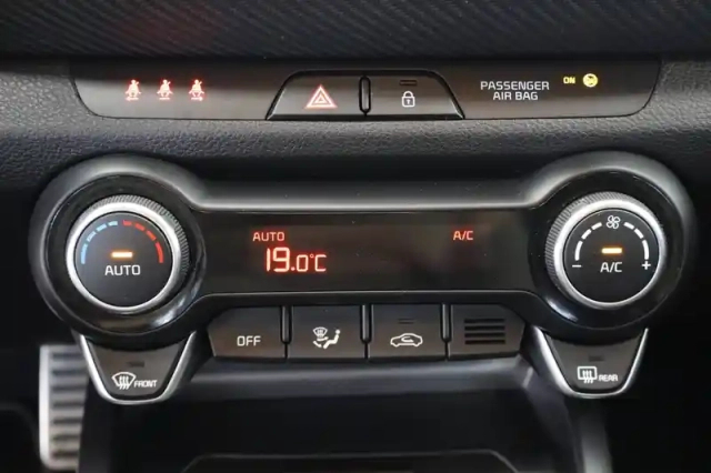 Kia Stonic 1.0 t-gdi 100 ch bvm6 — photo 62