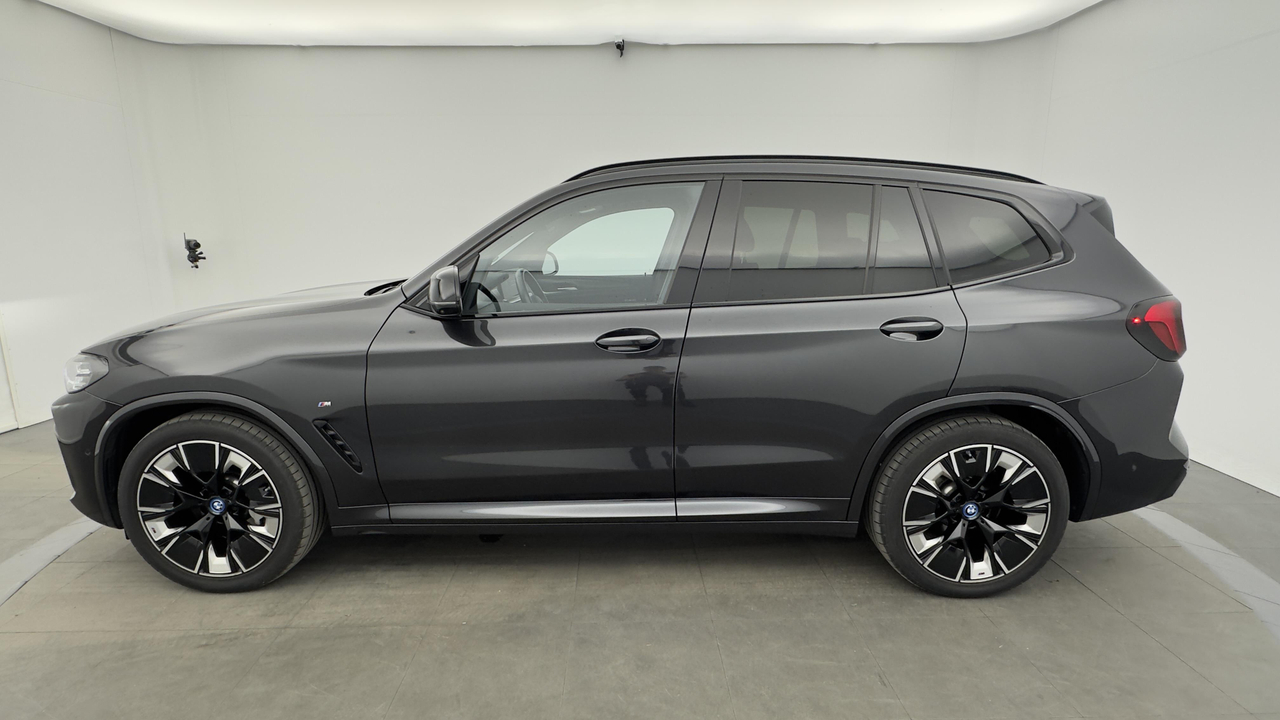 BMW iX3 M Sport 286 ch — photo 2