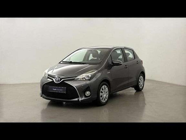 Toyota YARIS Toyota Yaris HSD 100h Dynamic 5p