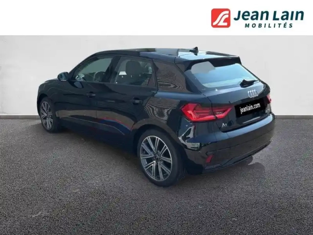 Audi A1 sportback 25 tfsi 95 ch s tronic 7 — photo 7