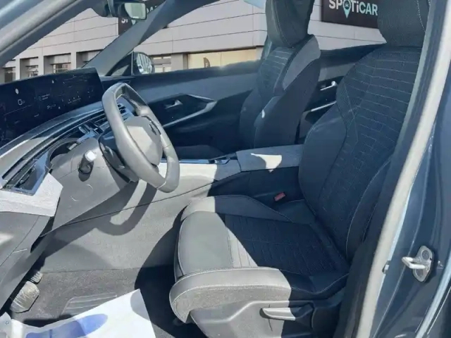 Peugeot 3008 hybrid 145 e-dcs6 — photo 50
