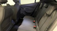 Peugeot 2008 1.2 Hybrid 145ch GT e-DCS6 — photo 13