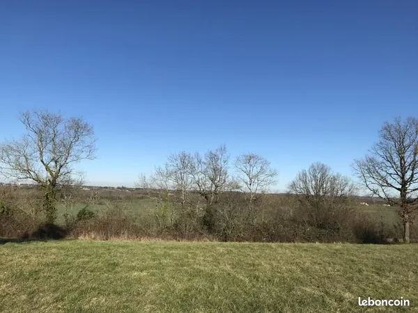 Terrain 1 058 m² Issigeac