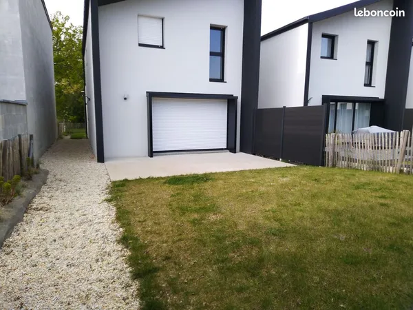 Maison. 6 pièces. 105m²