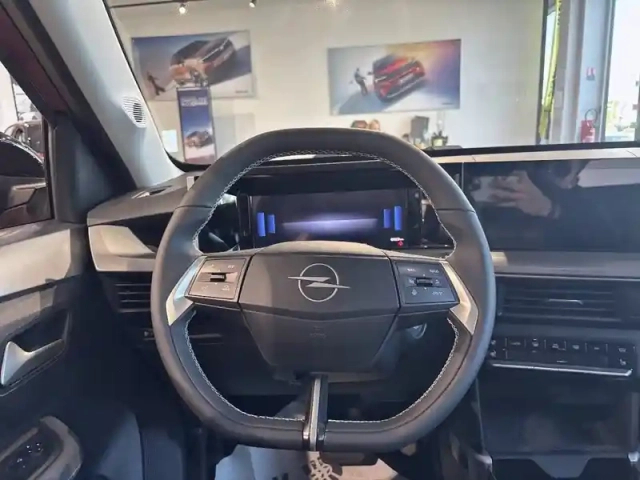 Opel Frontera electric 113 ch batterie 44 kwh — photo 9