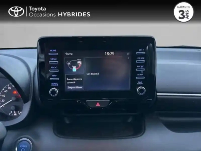 Toyota Yaris 116h dynamic 5p my22 — photo 15