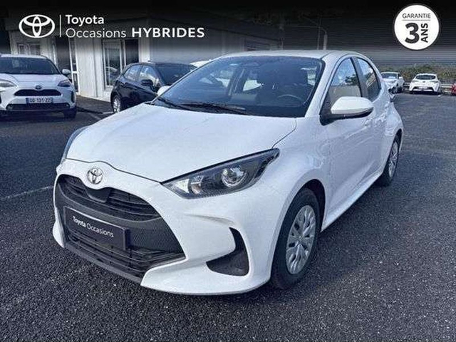 Toyota YARIS Toyota Yaris 116h Dynamic 5p MC24