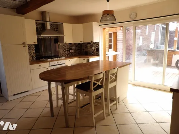 Maison 259 m²