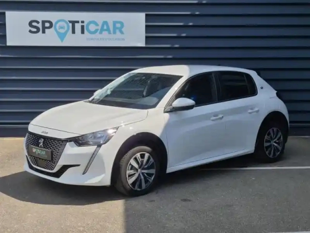 Peugeot 208 e- 136ch active — photo 1