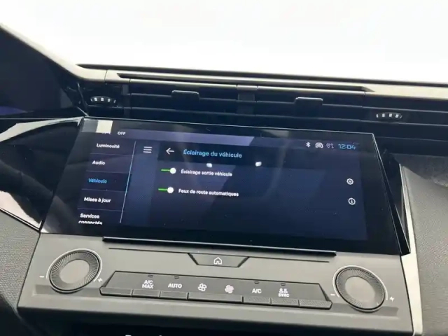 Peugeot 308 sw hybrid 145 e-dcs6 — photo 28
