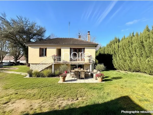 Maison individuelle - Jardin calme 2 garages