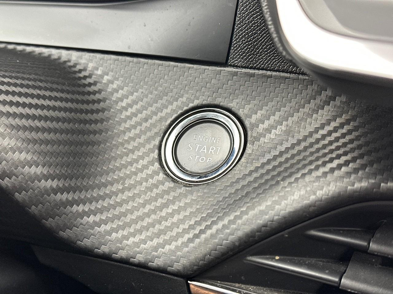 Peugeot 2008 puretech 130 s&s eat8 allure pack — photo 26