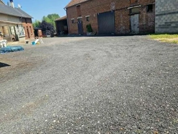 Vend ancien corp de ferme