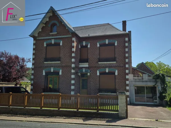 Maison 9 pièces 200 m²