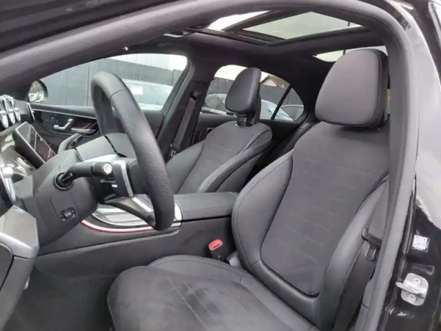 Mercedes Classe C 220 d berline amg lin — photo 23