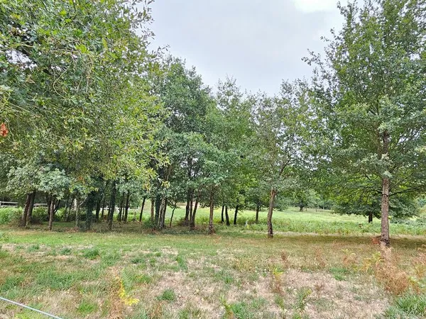 Terrain 2467 m² LOYAT