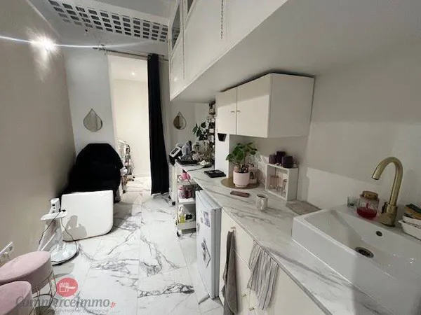 Boutique 2 pièces 50 m²