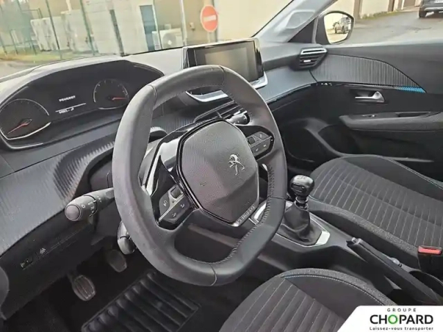 Peugeot 208 puretech 100 s&amp;s bvm6 — photo 2