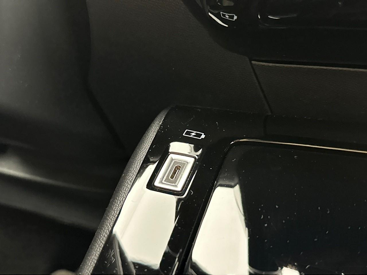Peugeot 2008 puretech 100 s&s bvm6 allure — photo 27
