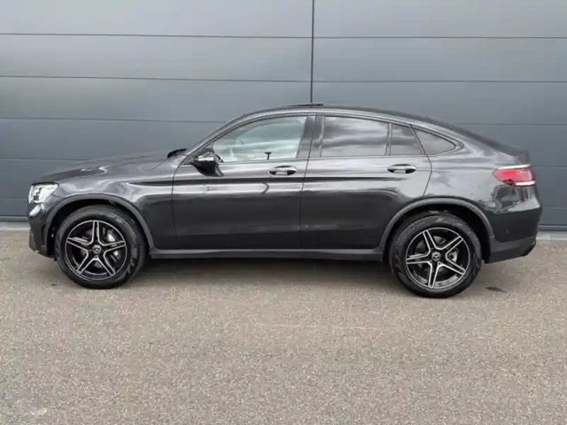Mercedes Glc 300e 4matic coupé amg line — photo 2