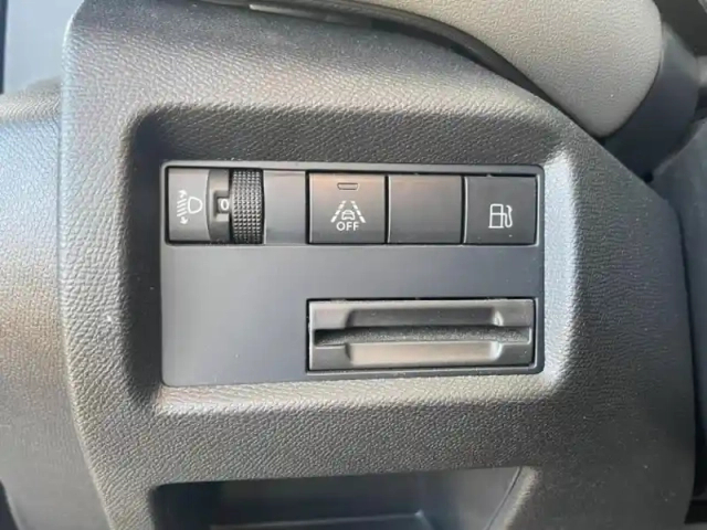 Citroën C5 Aircross hybrid 225ch business e-eat8 — photo 13