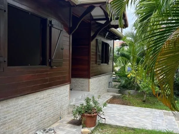 Villa 5 pièces 237 m²