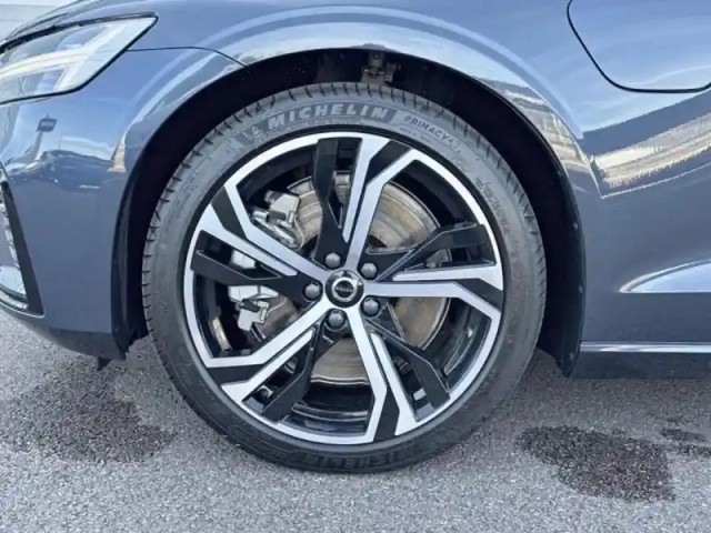 Volvo V60 t6 awd 253+145ch plus style dark geartronic 8 — photo 6