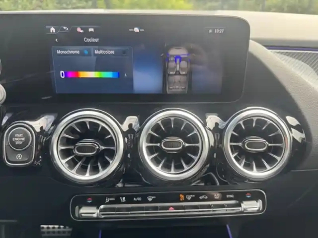 Mercedes Gla 200 d amg line — photo 18