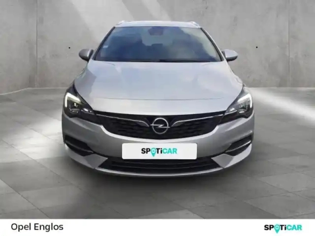 Opel Astra Sports Tourer 1.5 d 122ch elegance bva 112g — photo 2