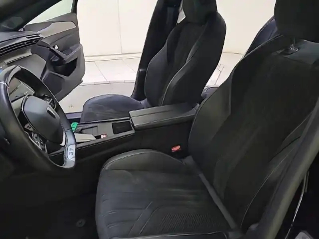 Peugeot 308 phev 180 e-eat8 — photo 45
