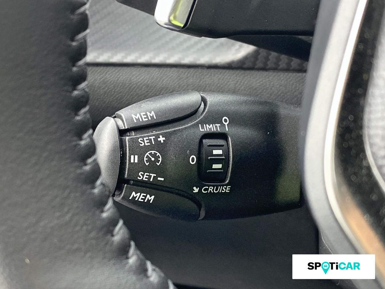 Peugeot 208 1.2 hybrid 110ch style e-dcs6 — photo 18