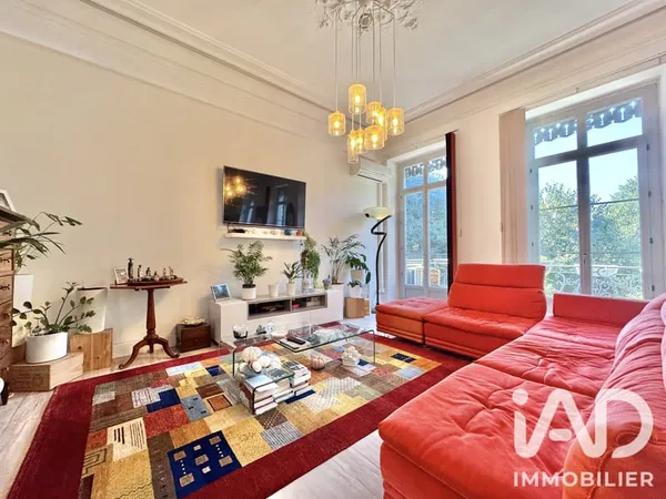 Appartement 5 pièces 155 m²