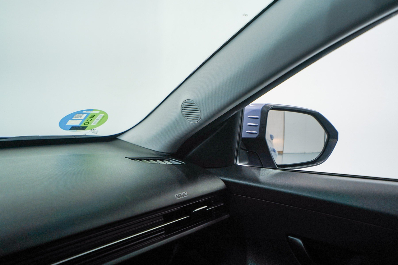 Hyundai Kona — photo 29