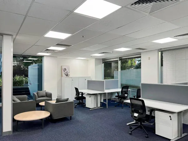 Bureau 157 m²