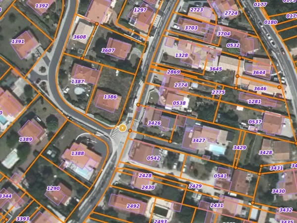 Terrain constructible de 489 m² à Vaux-sur-Mer - Quartier La Roche