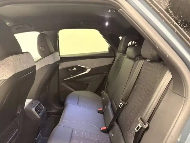Peugeot 3008 hybrid 145 e-dcs6 — photo 61