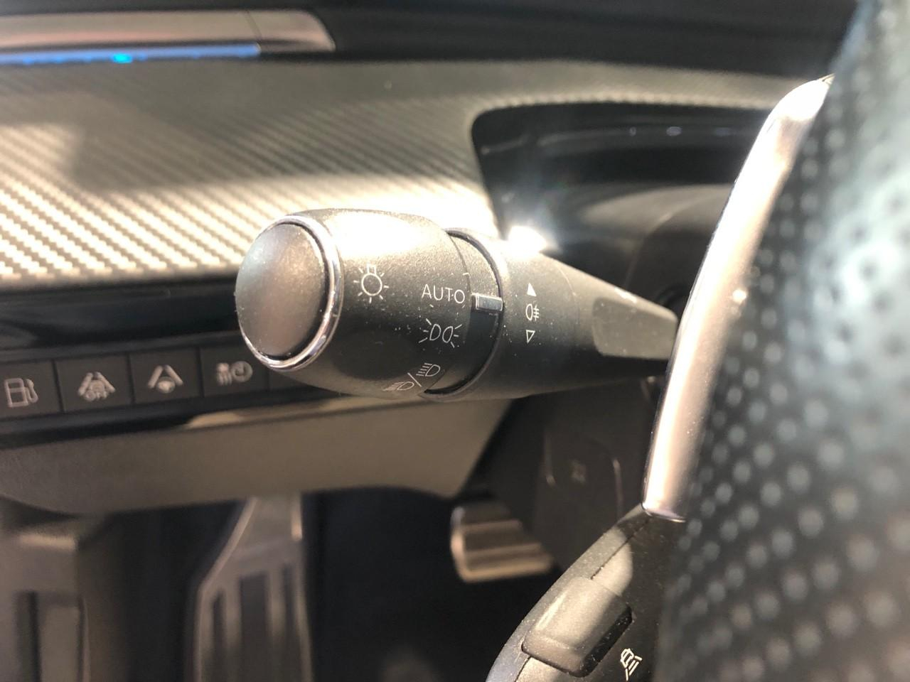 Peugeot 508 hybrid 225 e-eat8 gt — photo 18