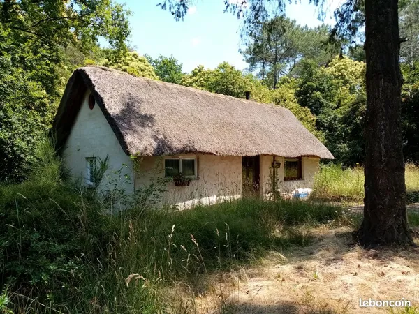 Loue chaumière