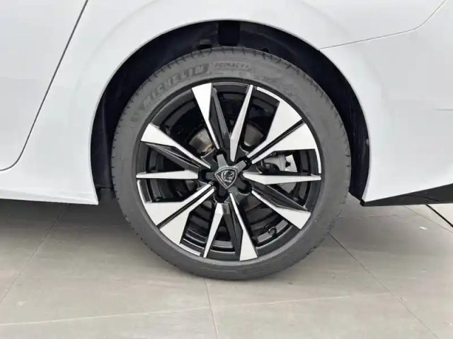 Peugeot 308 sw hybrid 145 e-dcs6 — photo 43