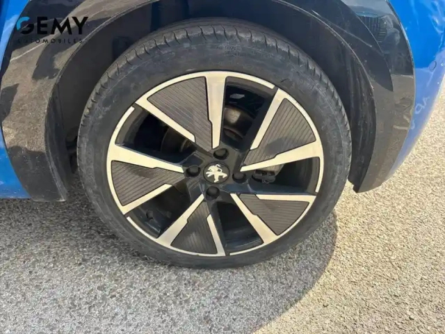 Peugeot 208 electrique 50 kwh 136ch — photo 11