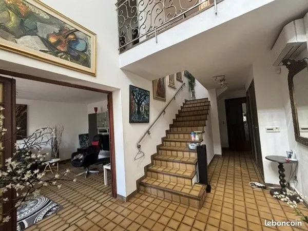 Maison 7 pièces 156 m²