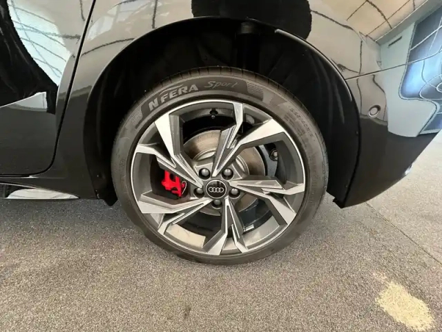 Audi A3 sportback 45 tfsi e hybride rechargeable 272 s tronic 6 — photo 18