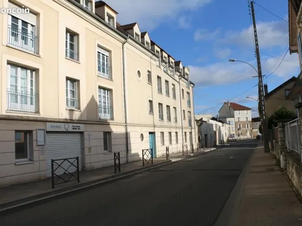 Studio 1 pièce 28 m²