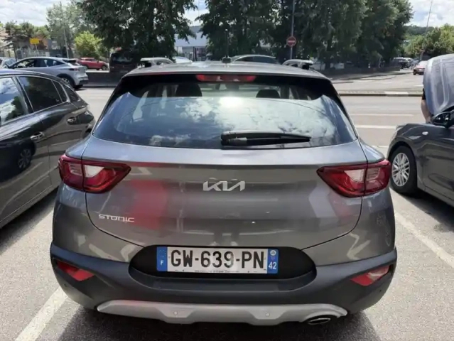Kia Stonic 1.0 t-gdi 100 ch bvm6 active — photo 4