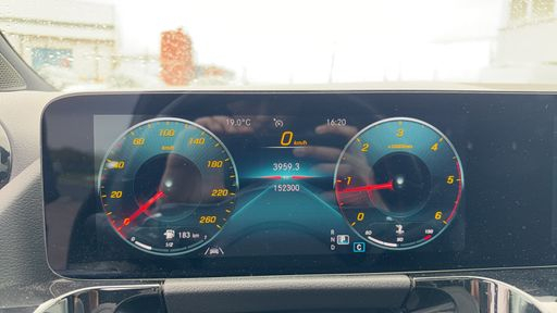 Mercedes Classe GLA 200 d 150 8G-DCT - AMG Line – 2020 – 152300 km – Diesel – Boîte Automatique — photo 24