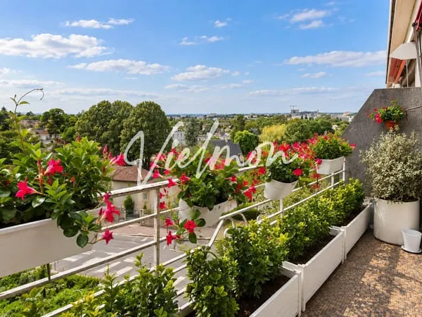 SUR LA COMMUNE DE SAINT GERMAIN EN LAYE