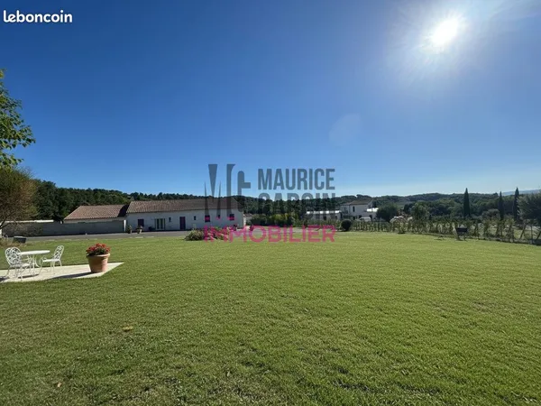 Propriété 13 pièces 430 m²