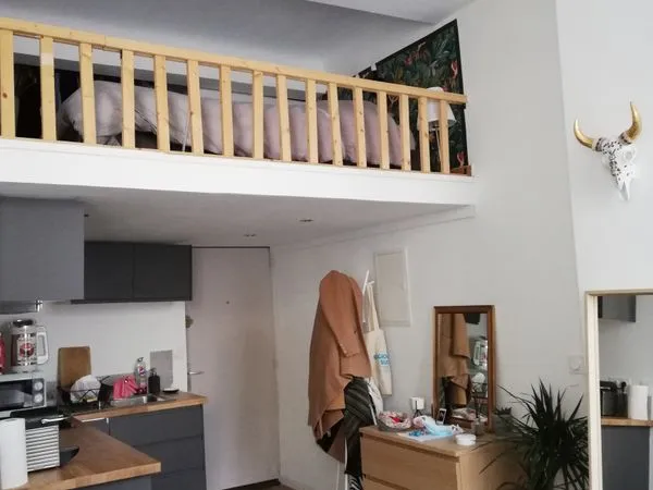 Studio meublé avec mezzanine - Aix en Pce