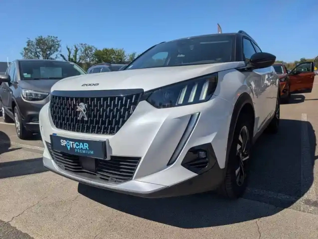 Peugeot 2008 puretech 130 s&amp;s eat8