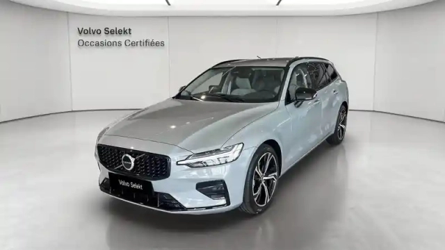 Volvo V60 micro hybride essence b4 197 ch dct7 — photo 1